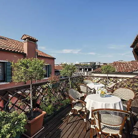 Antica Al Gambero Hotel 3*