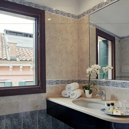 Antica Al Gambero Hotel