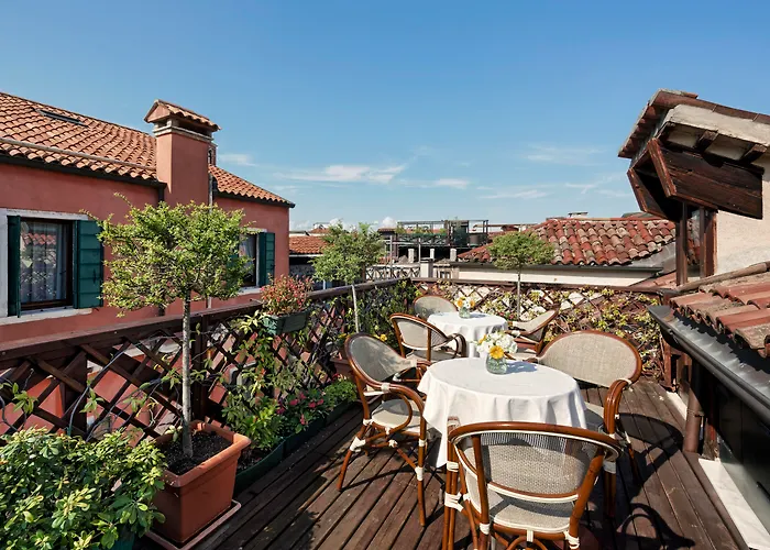 Отель Antica Al Gambero 3*