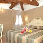 Antica Al Gambero Hotel 3*